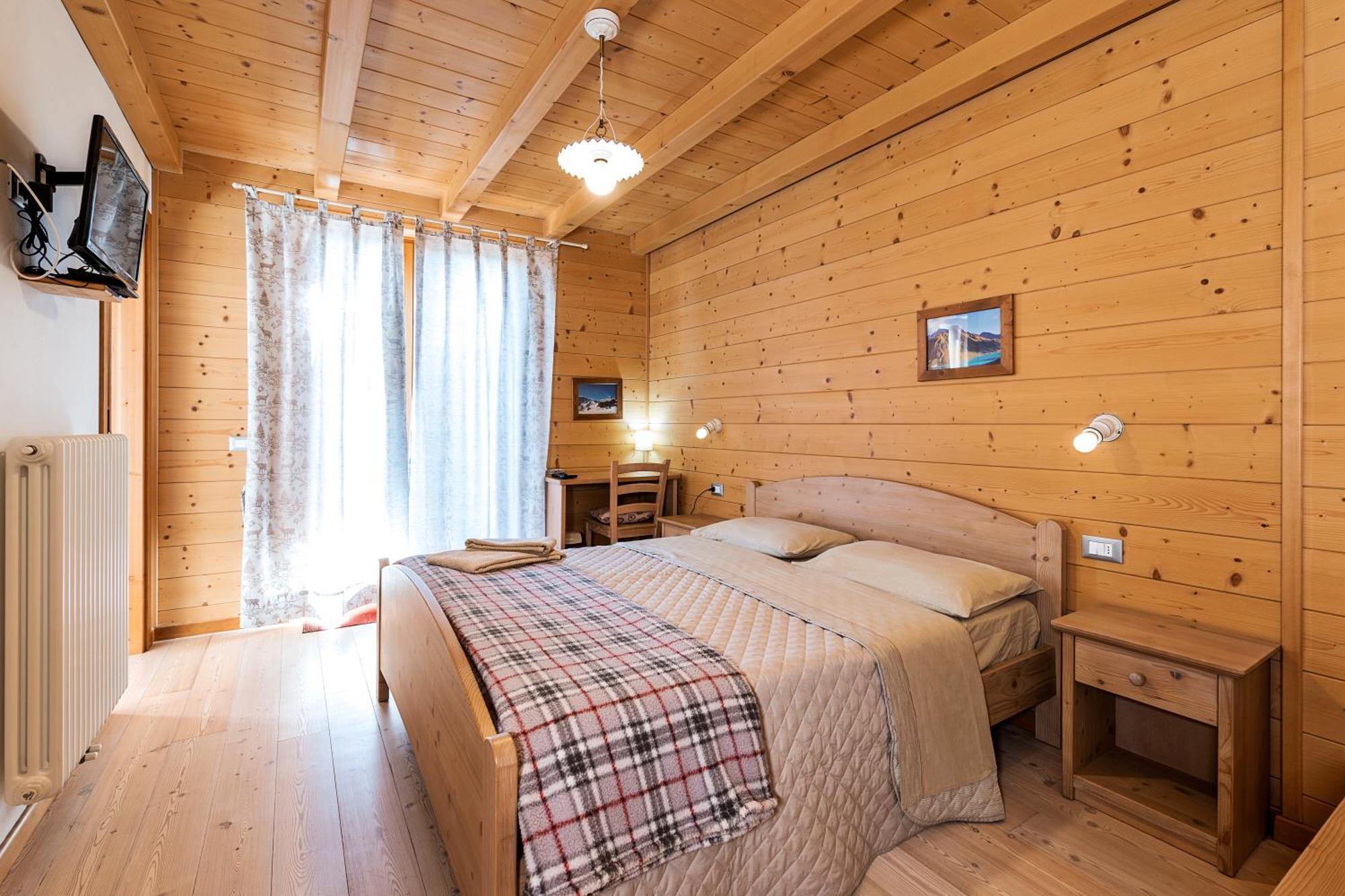Locanda "Al Terrazzo" Erbezzo Zewnętrze zdjęcie