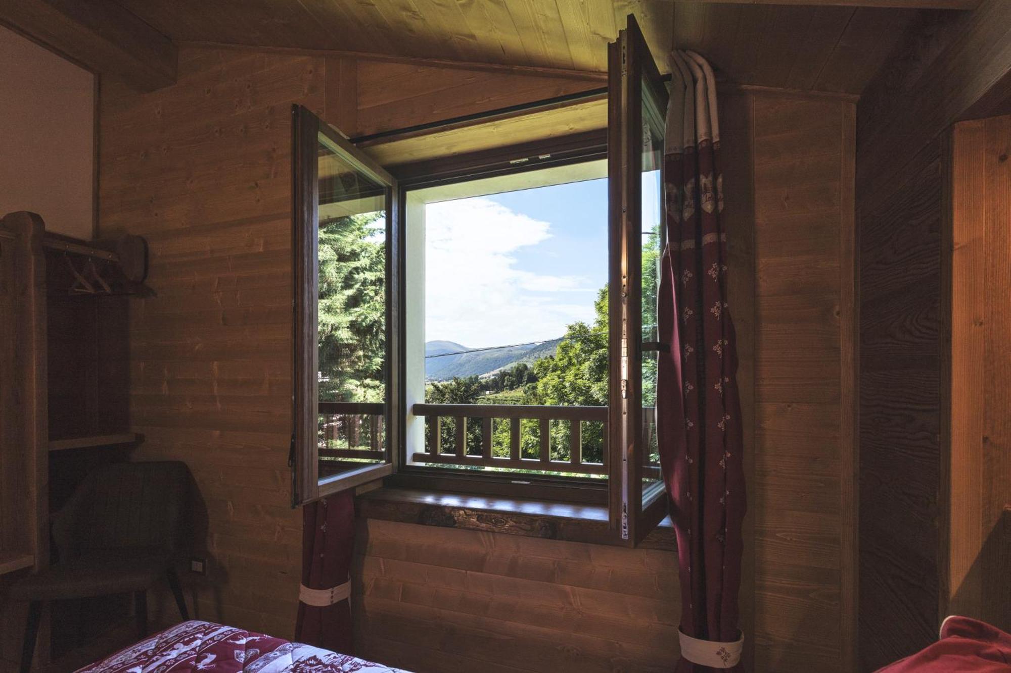 Locanda "Al Terrazzo" Erbezzo Zewnętrze zdjęcie