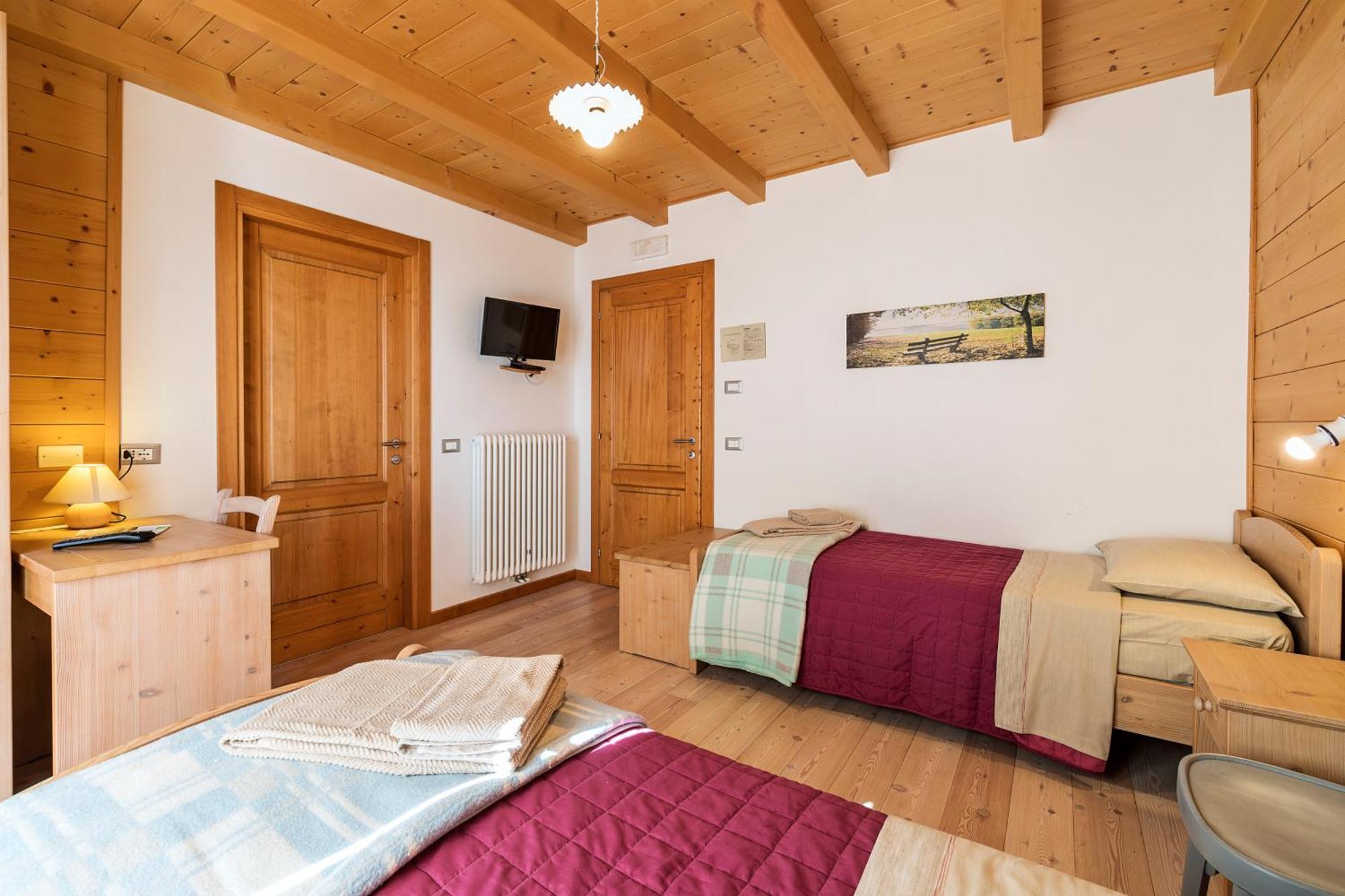 Locanda "Al Terrazzo" Erbezzo Zewnętrze zdjęcie